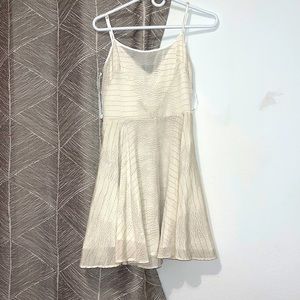 Bebe flowy dress
